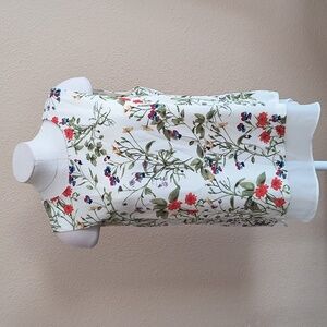 Rose & Olive Floral Sleeveless Blouse Size L